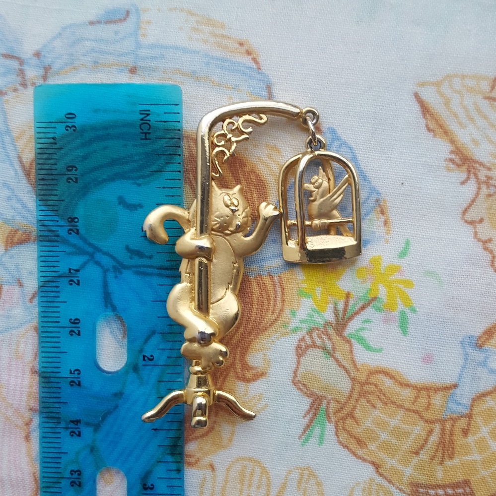 🌙Large Signed JJ Vintage Cat Brooch Pin Moving Parts - Picture 8 of 10